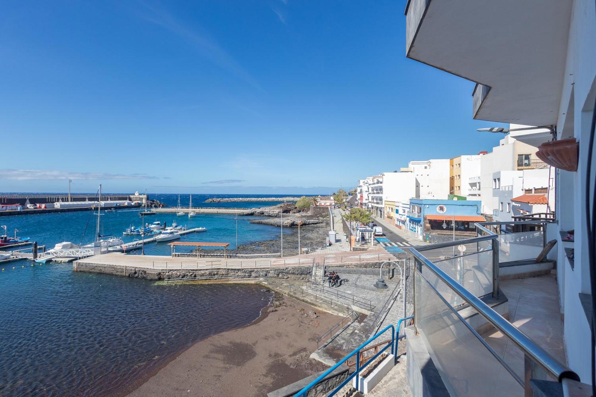 Apartamentos Varadero en primera línea de mar Playa La Restinga Exterior foto