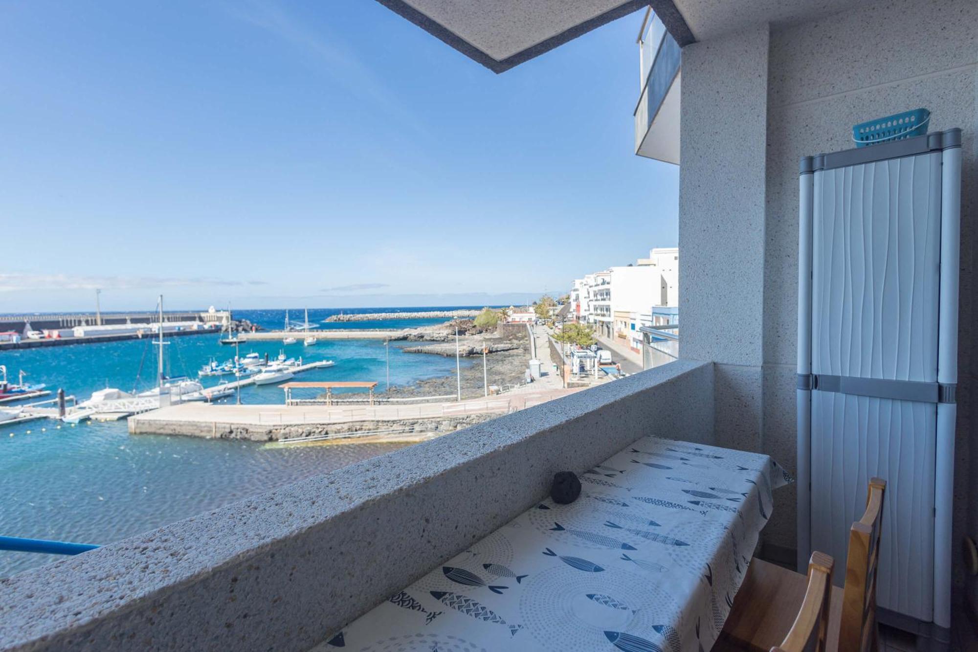 Apartamentos Varadero en primera línea de mar Playa La Restinga Exterior foto